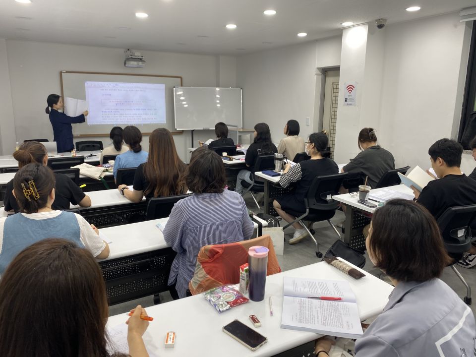 23.7.1.4회차(수화통역의기초) (1).jpg